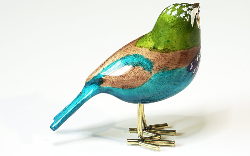 Houten vogel miniatuur Vorkstaartscharrelaar